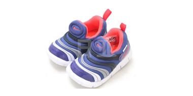 Nike耐克毛毛虫小童码机能运动鞋 三色可选